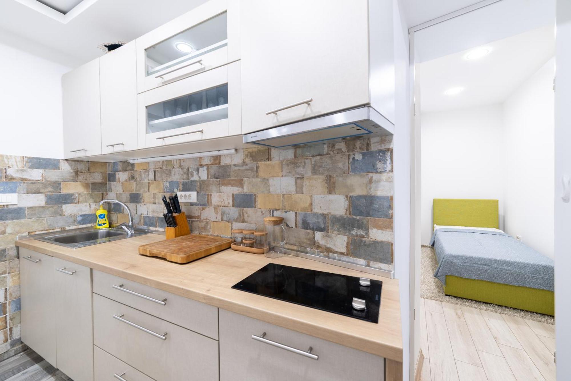 Old Town Colorful Two-Bedroom Apartment Sarajevo Ngoại thất bức ảnh