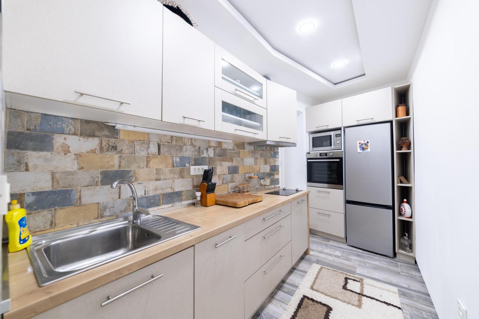 Old Town Colorful Two-Bedroom Apartment Sarajevo Ngoại thất bức ảnh